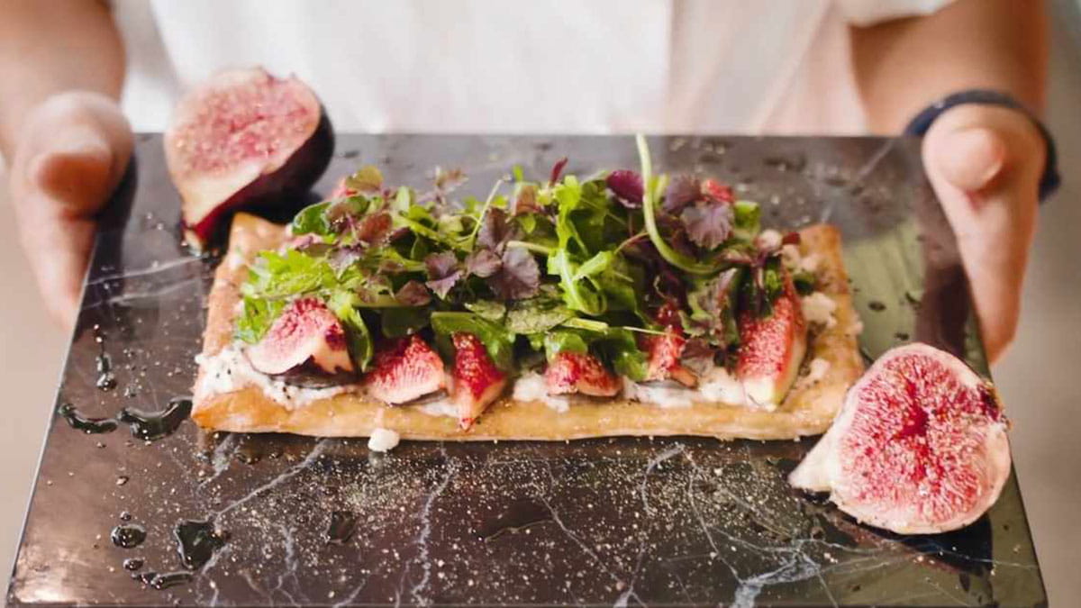 Fig and goat's cheese tart