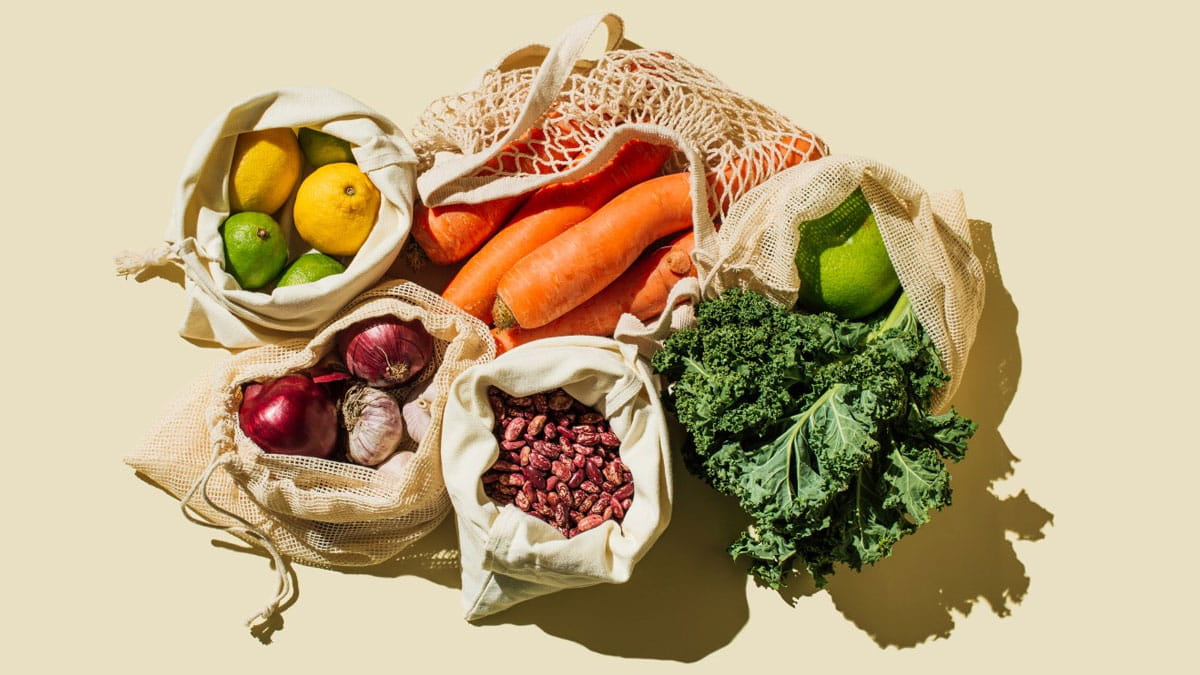 7 foods that promote good vision and eye protection