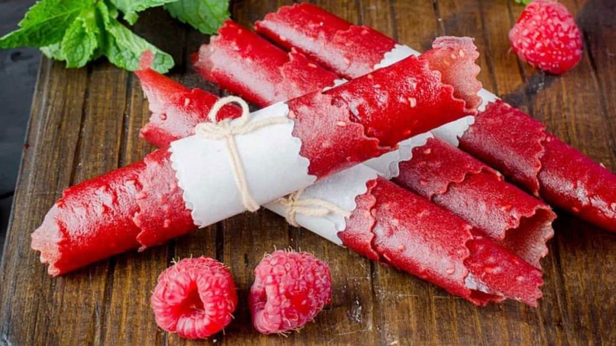 Natural raspberry fruit roll-up